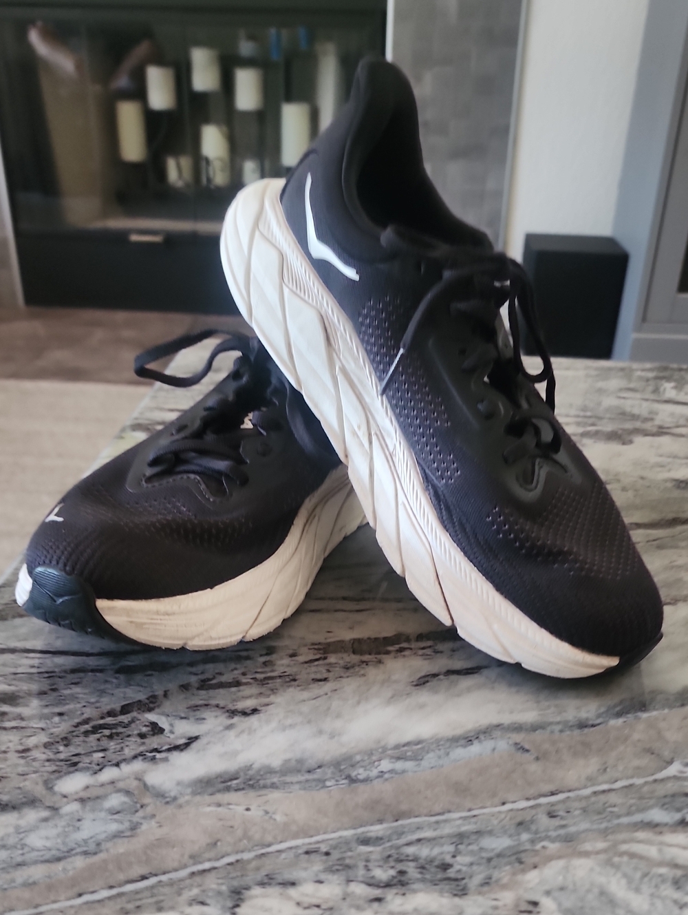 Hoka Arahi 7 Black Running/Walking Shoes Sneaker Mens Size 8.5 Wide